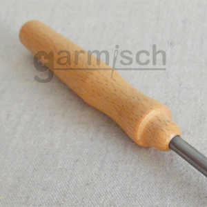 Sew Mate 毛線俄羅斯刺繡 PN-003, 採木製握把溫潤手感，施力輕鬆，適合長時間使用.