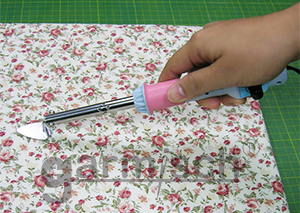 Sew Mate DW-MI02(UL) 手把細緻握感舒服，適合各類手工藝使用