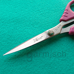 X'SOR EL-0140 典雅繡花剪 5 1/2" , 整支剪刀各個部份經過特別技術處理後， 更加輕巧與銳利.