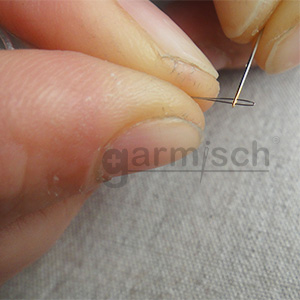 即使細小的貼布針或穿珠針都可輕鬆完成穿線(搭配貼布線材使用).